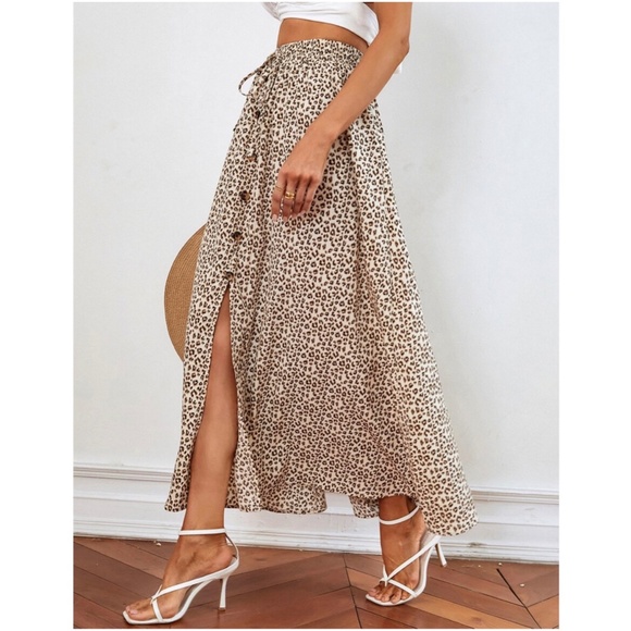Bohemian Leopard Print Button Detail Maxi Skirt - Picture 5 of 7